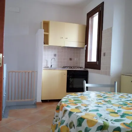 Holidays Apartman *